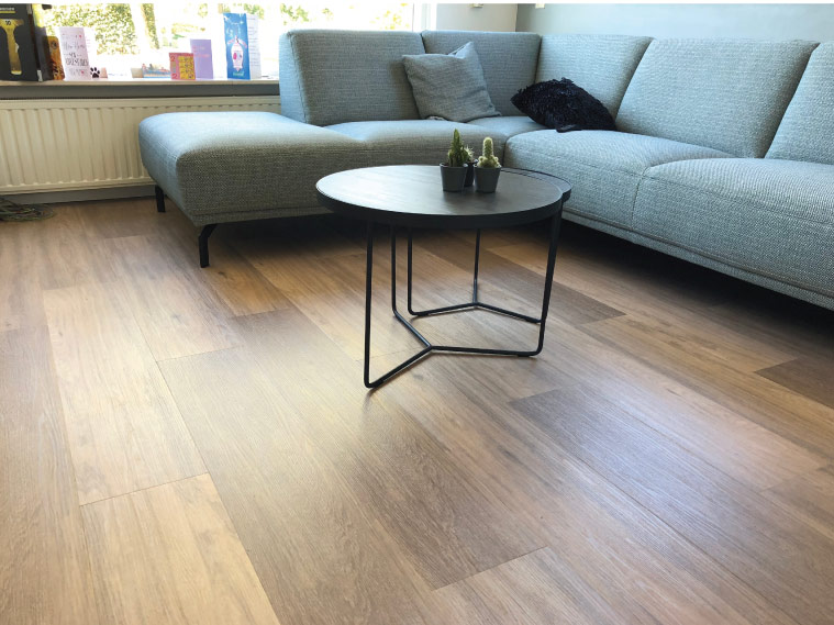 “กระเบื้องยางลายไม้” “พื้นไม้ไวนิล” แต่งพื้นลายไม้ ง่าย สวย เร็ว