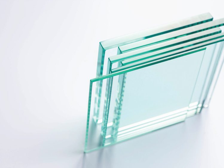 กระจกธรรมดา มีความหนาให้เลือกหลากหลาย