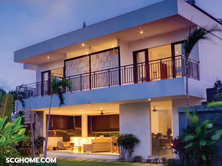 ภาพ: ตัวอย่างบ้านยกใต้ถุนสูง เหมาะสำหรับพื้นที่น้ำท่วมง่าย โดยให้ชั้นล่างเป็นพื้นที่อเนกประสงค์