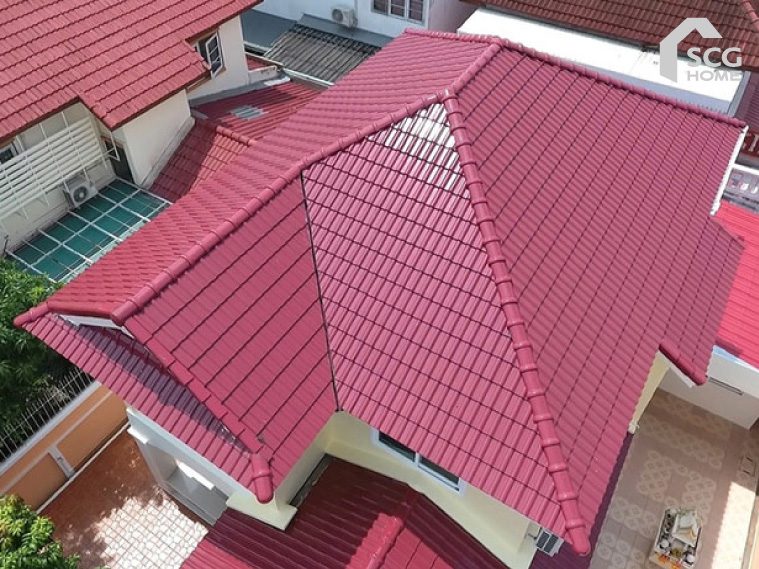 รีวิวเปลี่ยนหลังคาบ้านเก่าน้ำฝนรั่ว ให้สวยใหม่ ไร้กังวล 1